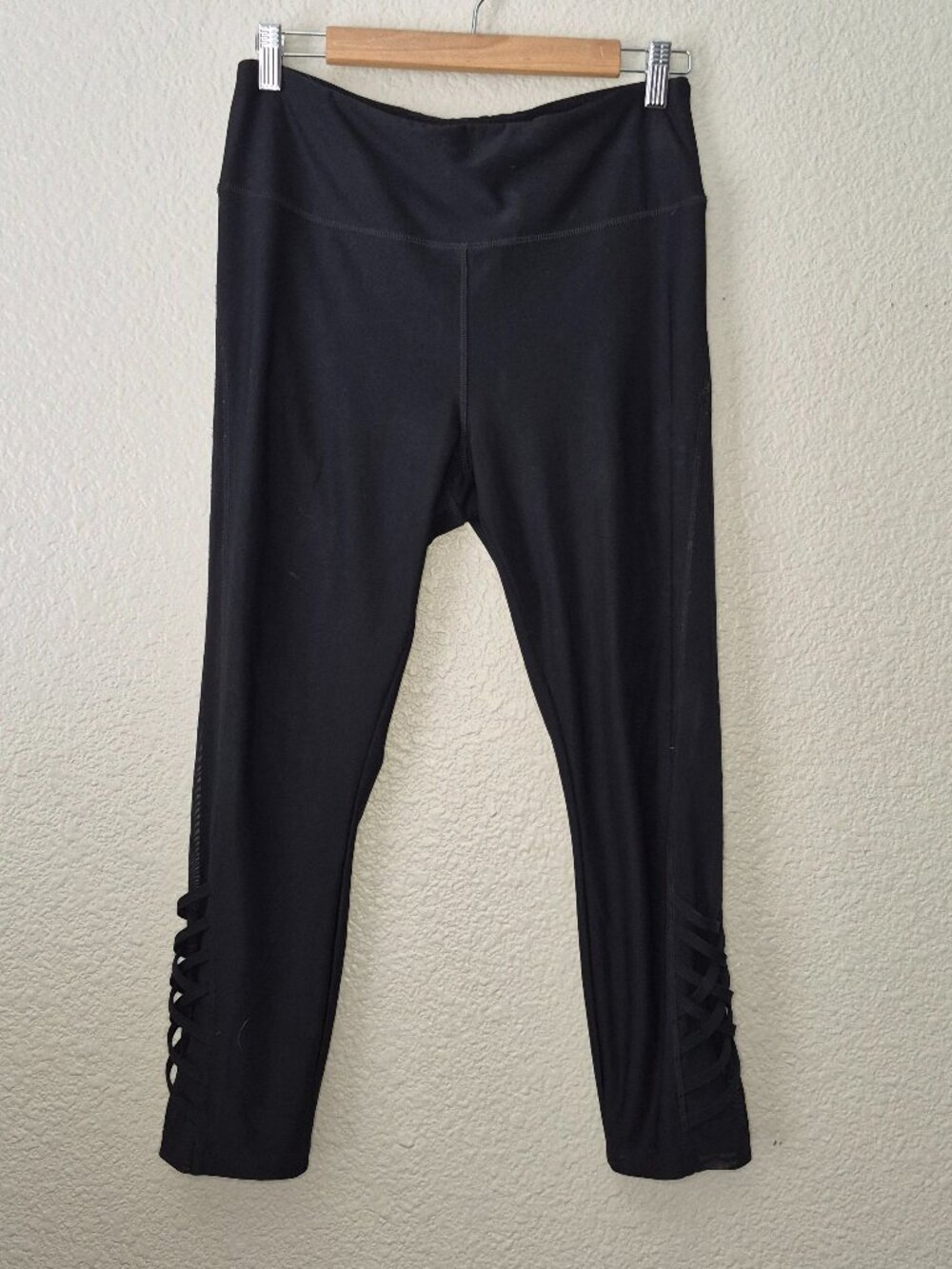 Vogo Athletica Womens Black Yoga Pants/ Leggings Size: Large
